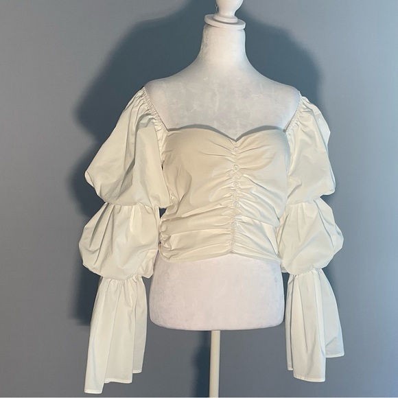 Lizette Collection Medium Ivory Low Cut Corset Blouse with Tiered Bishop Sleeves - Picture 7 of 16